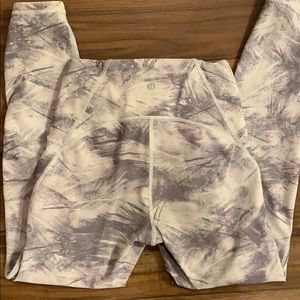 White camouflage Lululemon’s